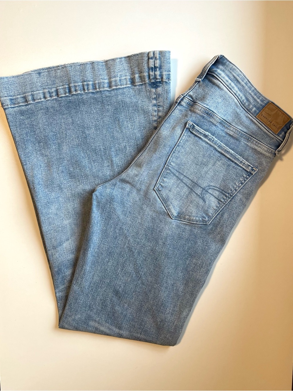 American Eagle Festival Flare Jeans - Light Wash & Boho - Size 12 Regular